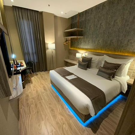 De Paris Hotel Medan Exterior photo