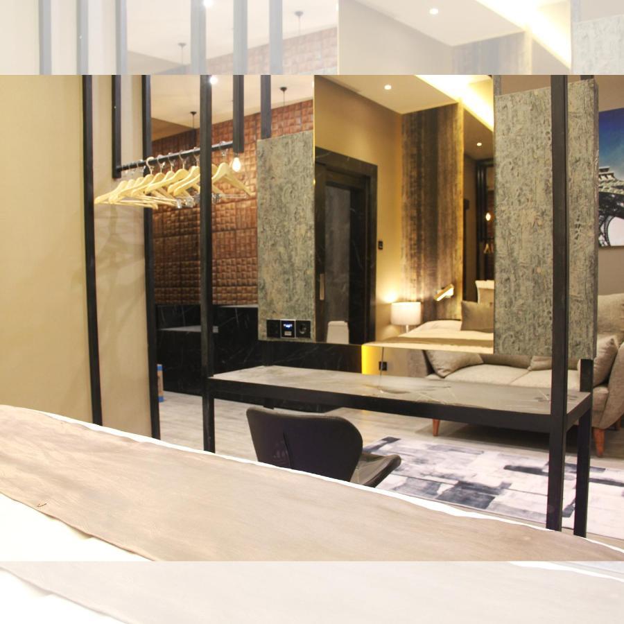 De Paris Hotel Medan Exterior photo
