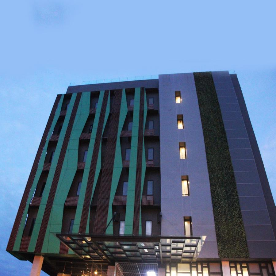 De Paris Hotel Medan Exterior photo