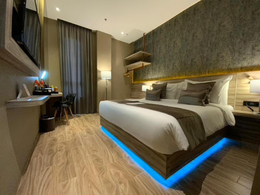 De Paris Hotel Medan Exterior photo