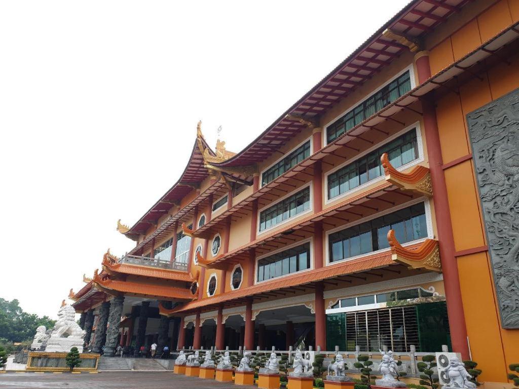 De Paris Hotel Medan Exterior photo